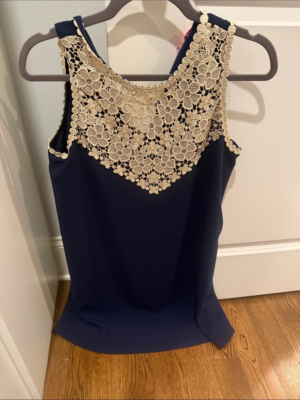 Lilly Pulitzer Navy and Gold Short dress size 4, new with tags